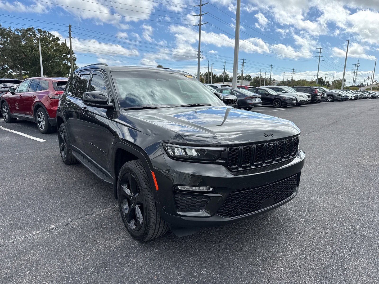 Used 2024 Jeep Grand Cherokee Limited w/ Luxury Tech Group II