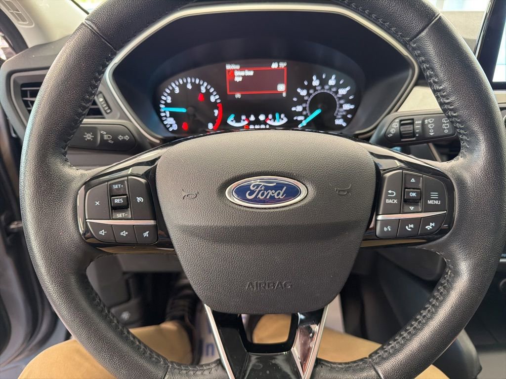 Used 2021 Ford Escape SE w/ SE Sport Appearance Package AWD/4WD image 8