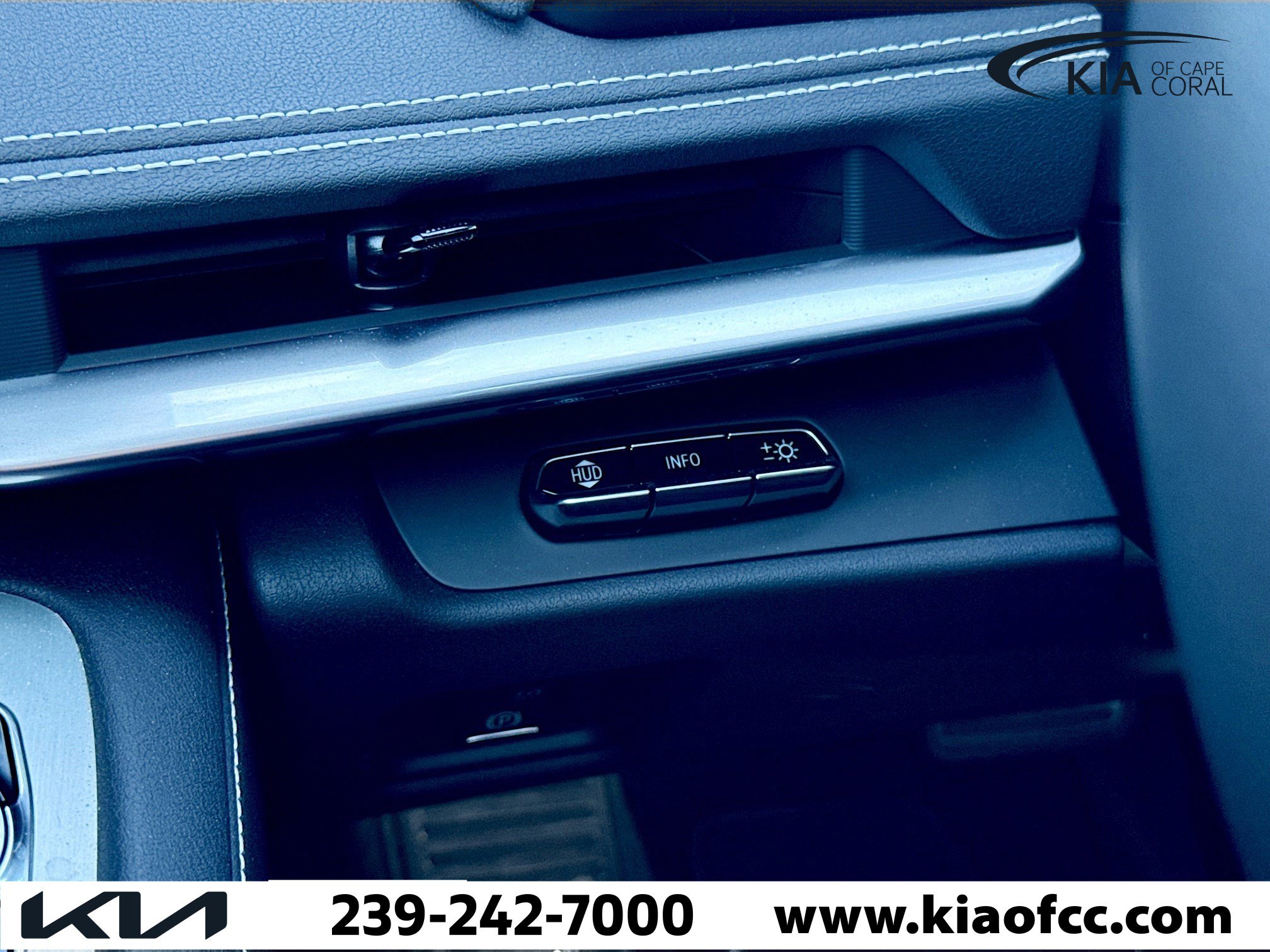 Used 2025 Chevrolet Corvette Stingray Preferred Conv w/ 2LT image 29