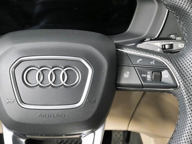 Used 2025 Audi Q5 2.0T Premium Plus AWD/4WD image 12