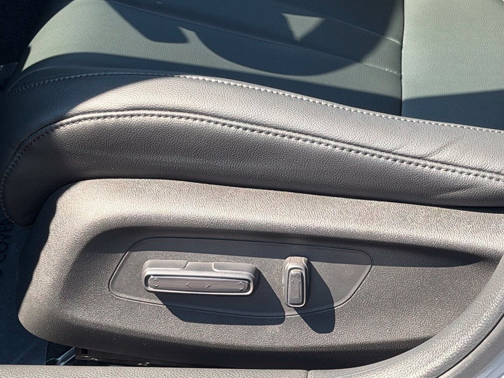 Used 2026 Acura Integra FWD image 11
