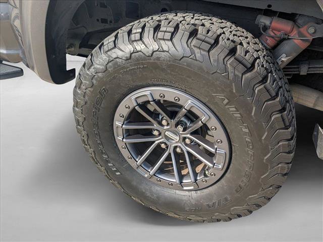 Used 2020 Ford F150 Raptor w/ Equipment Group 802A Luxury image 21