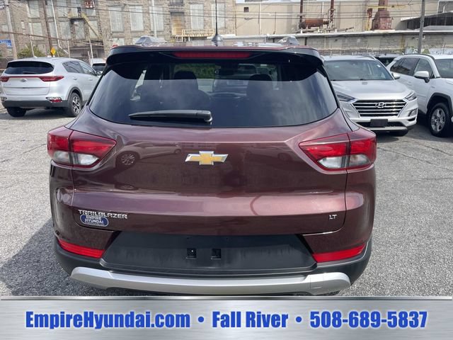 Used 2023 Chevrolet TrailBlazer LT w/ Convenience Package FWD image 4