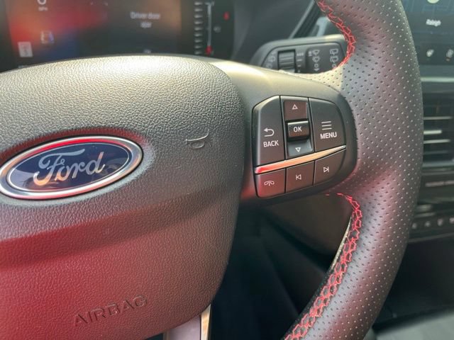Used 2024 Ford Escape ST-Line w/ Tech Pack #1 FWD image 30