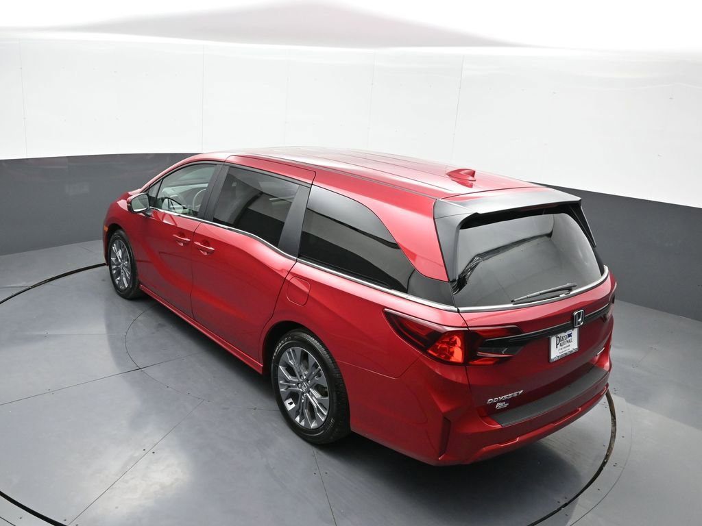 Used 2025 Honda Odyssey Touring image 43