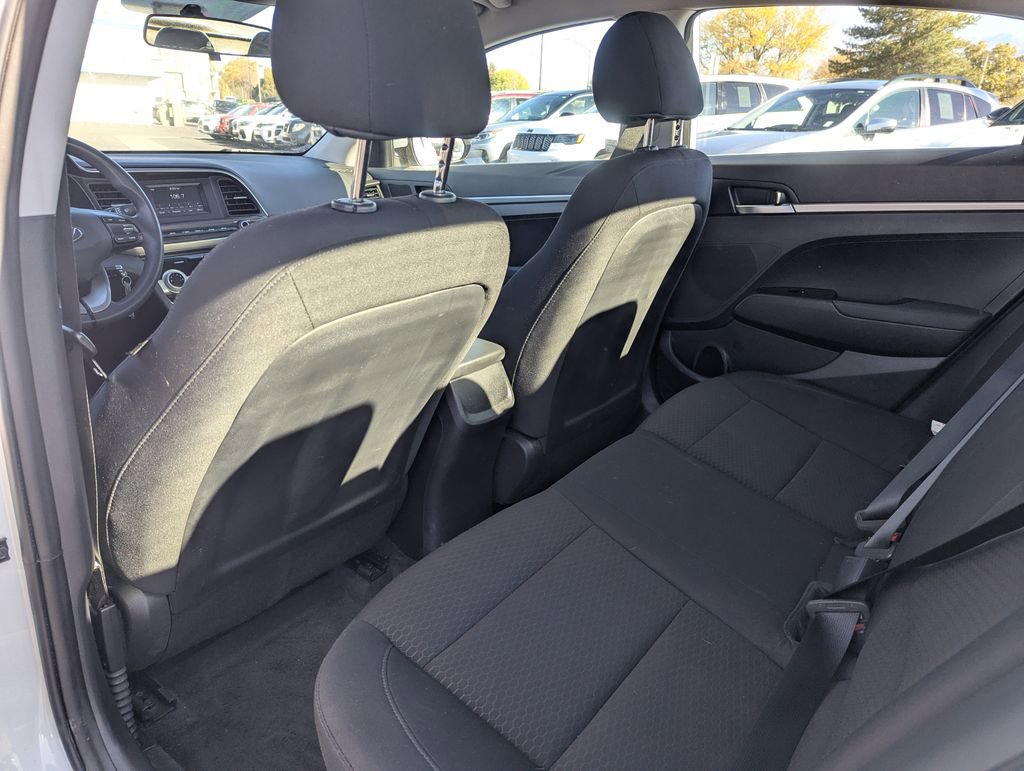 Used 2019 Hyundai Elantra SE w/ Cargo Package image 28