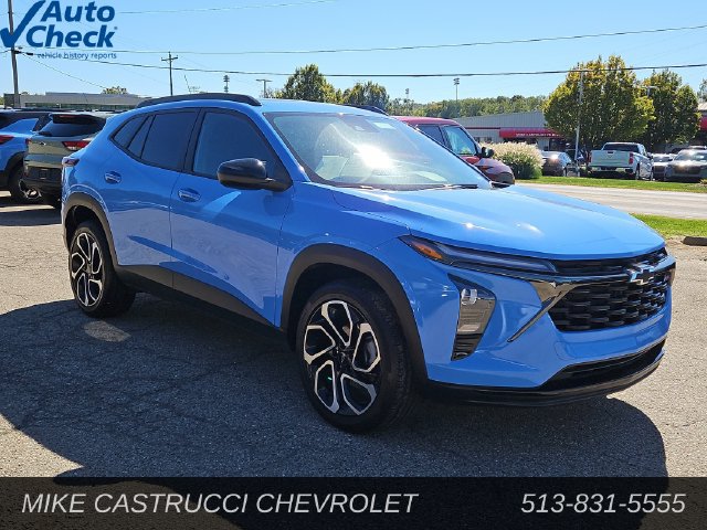 Used 2024 Chevrolet Trax RS w/ Sunroof Package FWD image 7