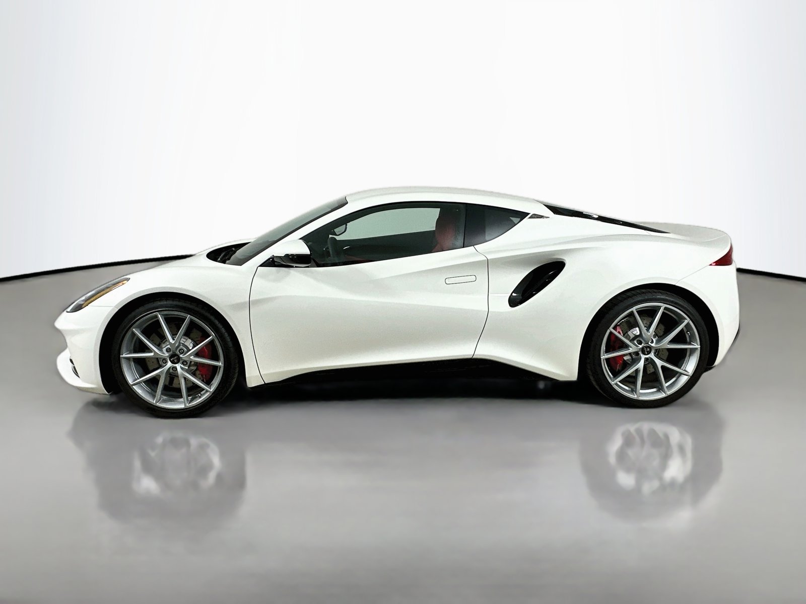New 2025 Lotus Emira RWD image 8