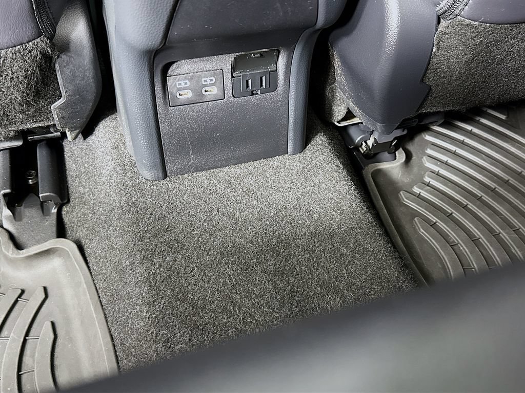 Certified 2024 Toyota Prius Prime Premium FWD image 27