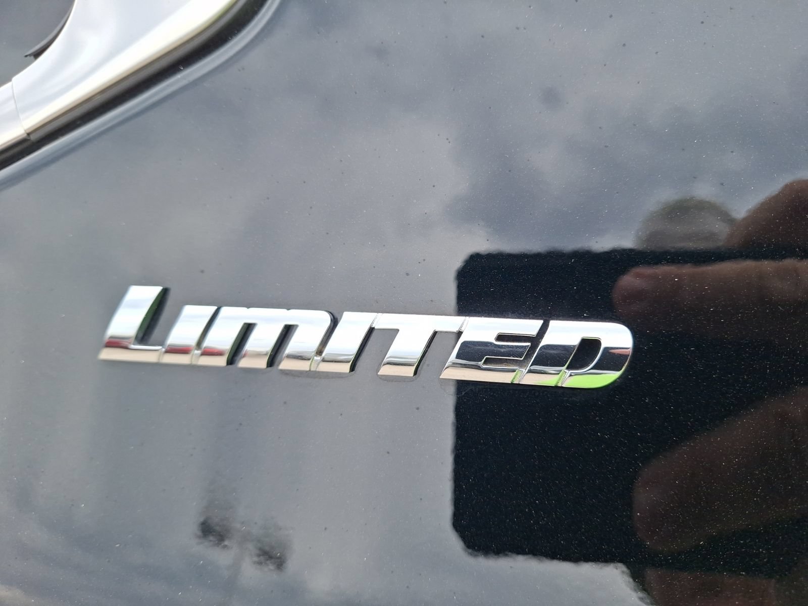 Used 2026 Toyota Tundra Limited AWD/4WD image 13