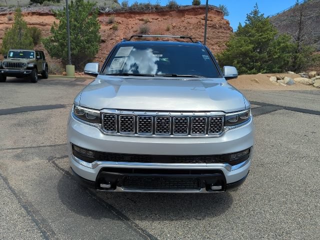 Certified 2022 Jeep Grand Wagoneer Series III w/ HD Trailer Tow Package AWD/4WD image 2