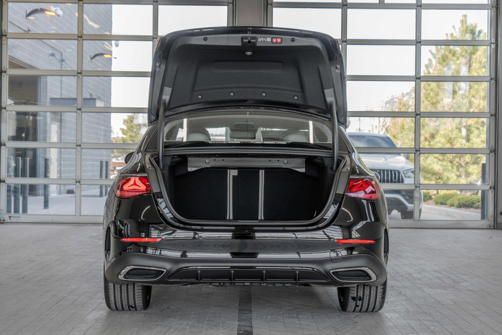 New 2026 Mercedes-Benz E 450 4MATIC Sedan image 16