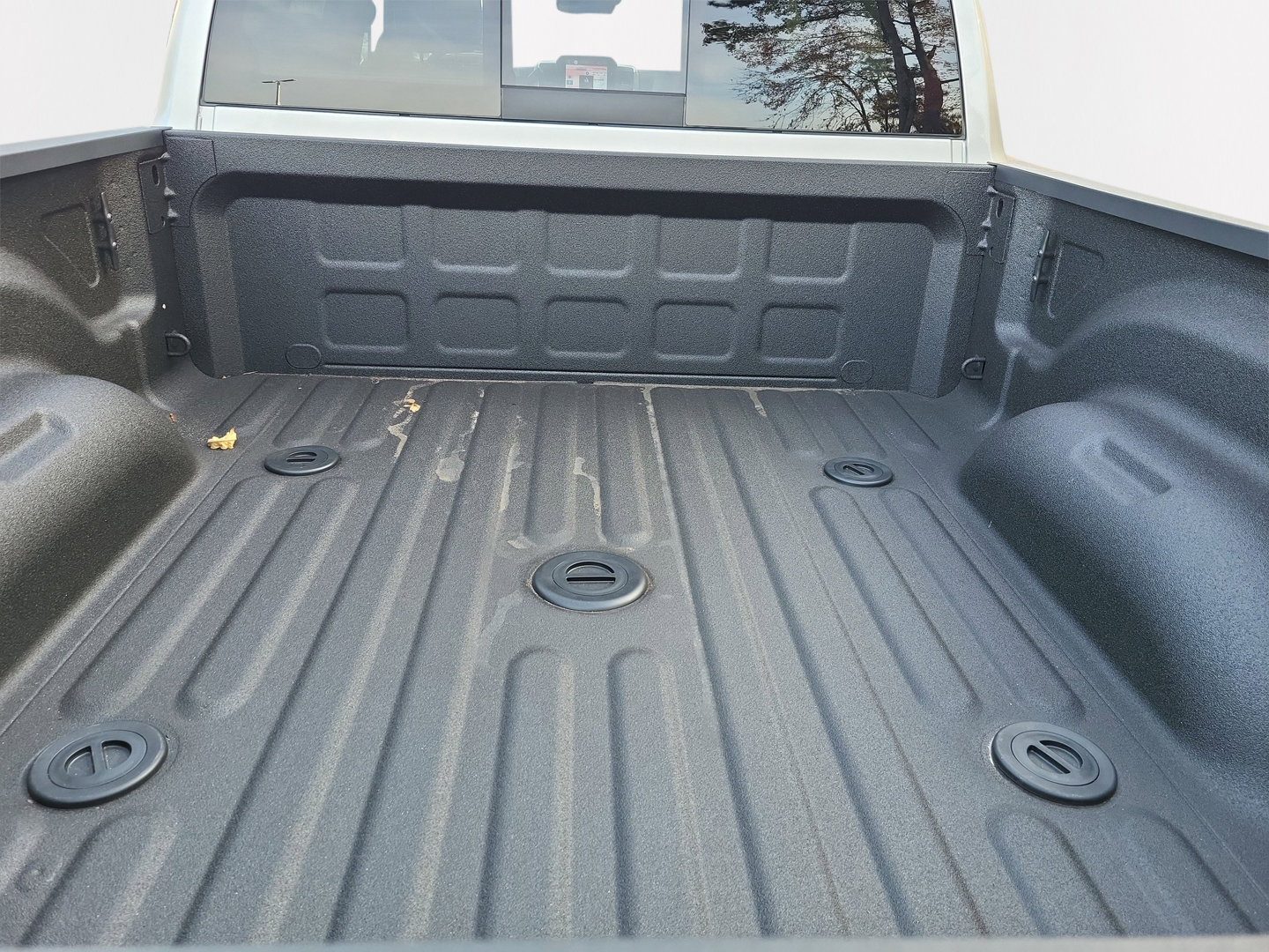 New 2026 RAM 2500 Laramie AWD/4WD image 13