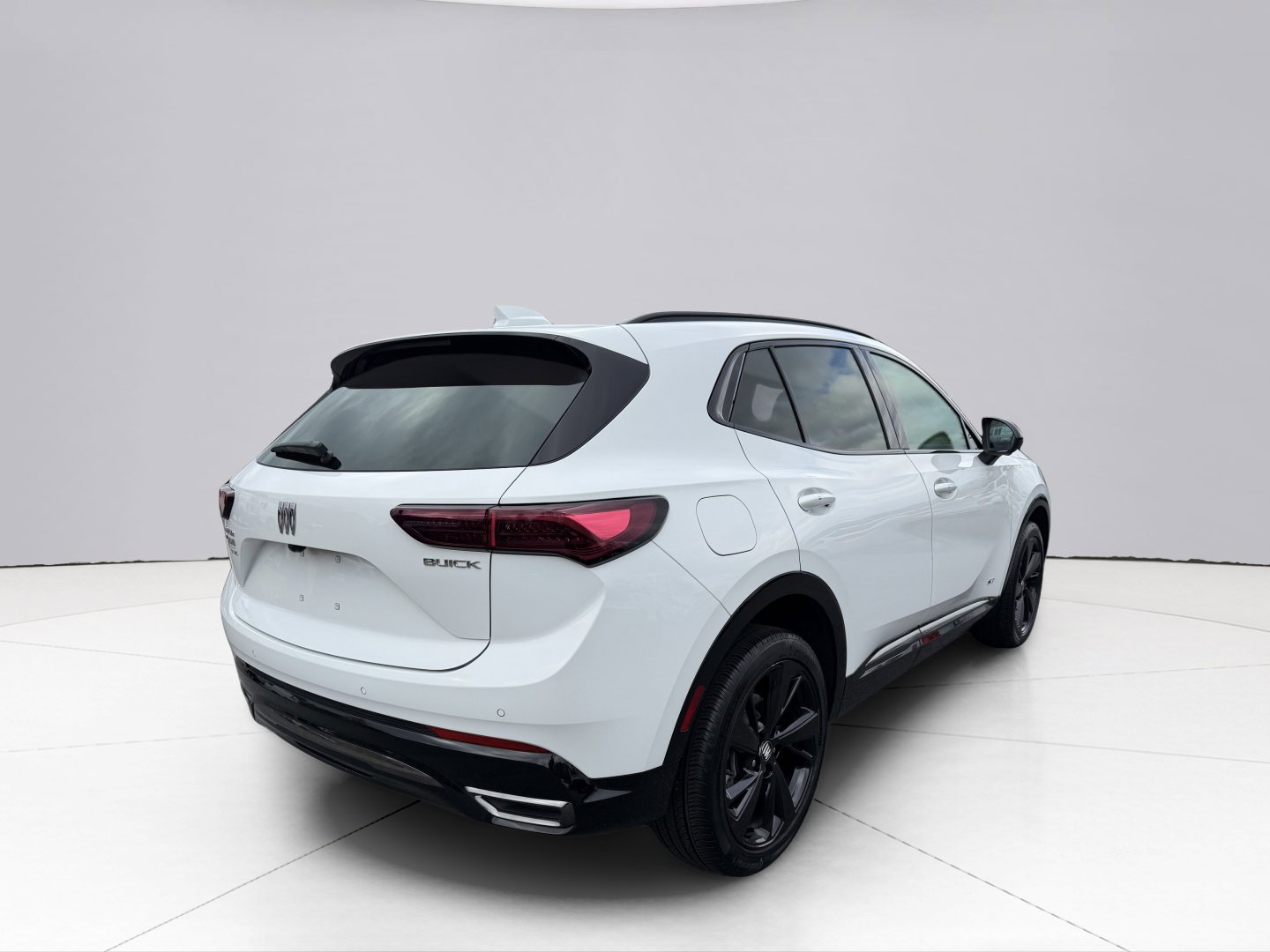 Used 2025 Buick Envision Sport Touring image 11