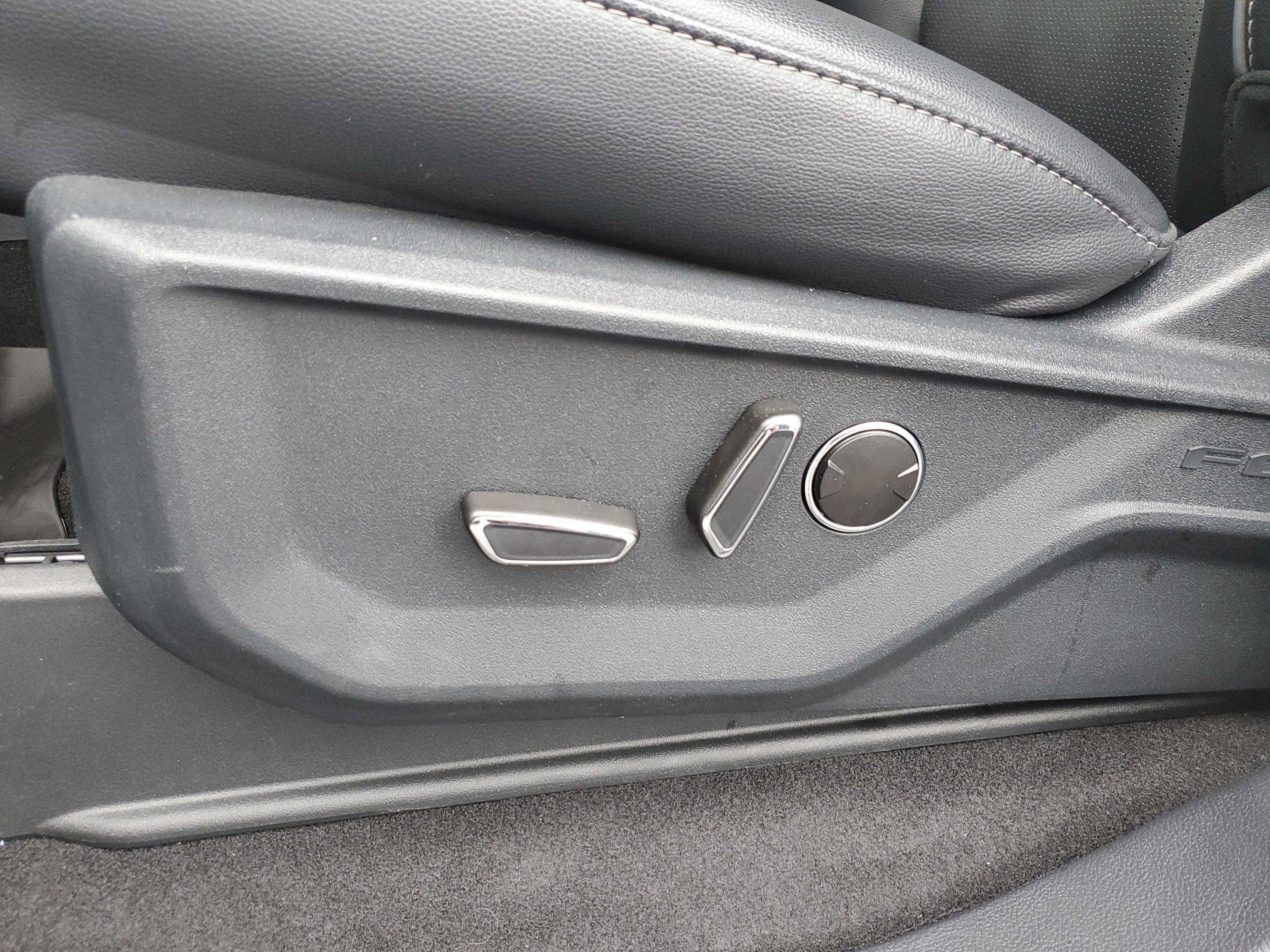 Certified 2025 Ford F150 Lariat w/ Equipment Group 502A High image 16