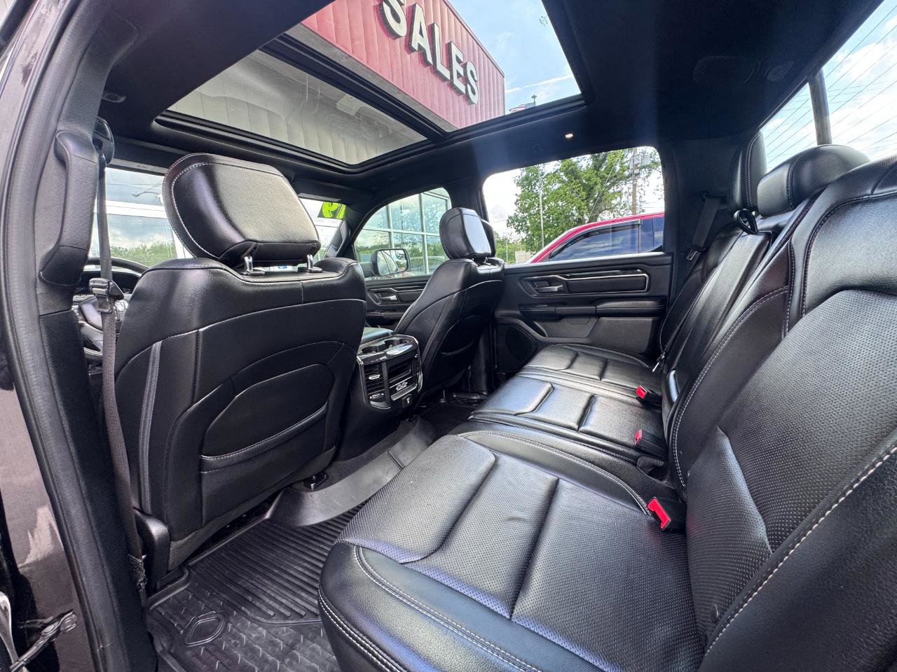 Used 2019 RAM 1500 Sport w/ Advanced Safety Group AWD/4WD image 16