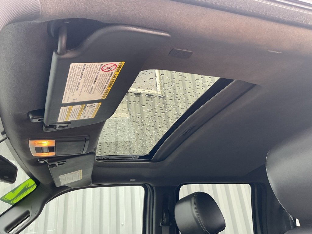 Used 2012 Ford F250 Lariat w/ Chrome Pkg image 10