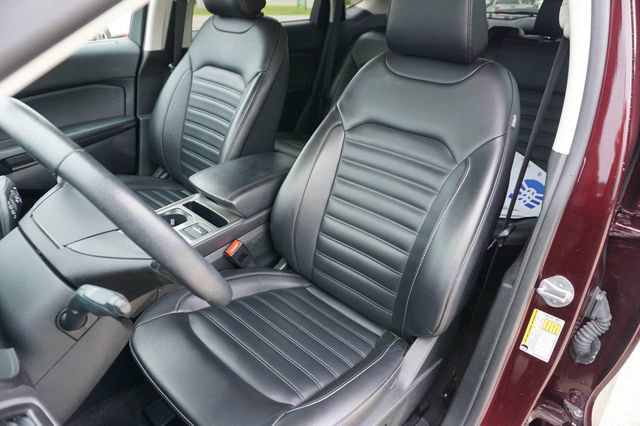 Used 2024 Ford Edge SEL AWD/4WD image 18