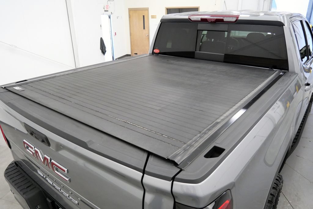 Used 2024 GMC Sierra 1500 AT4 w/ Technology Package AWD/4WD image 35