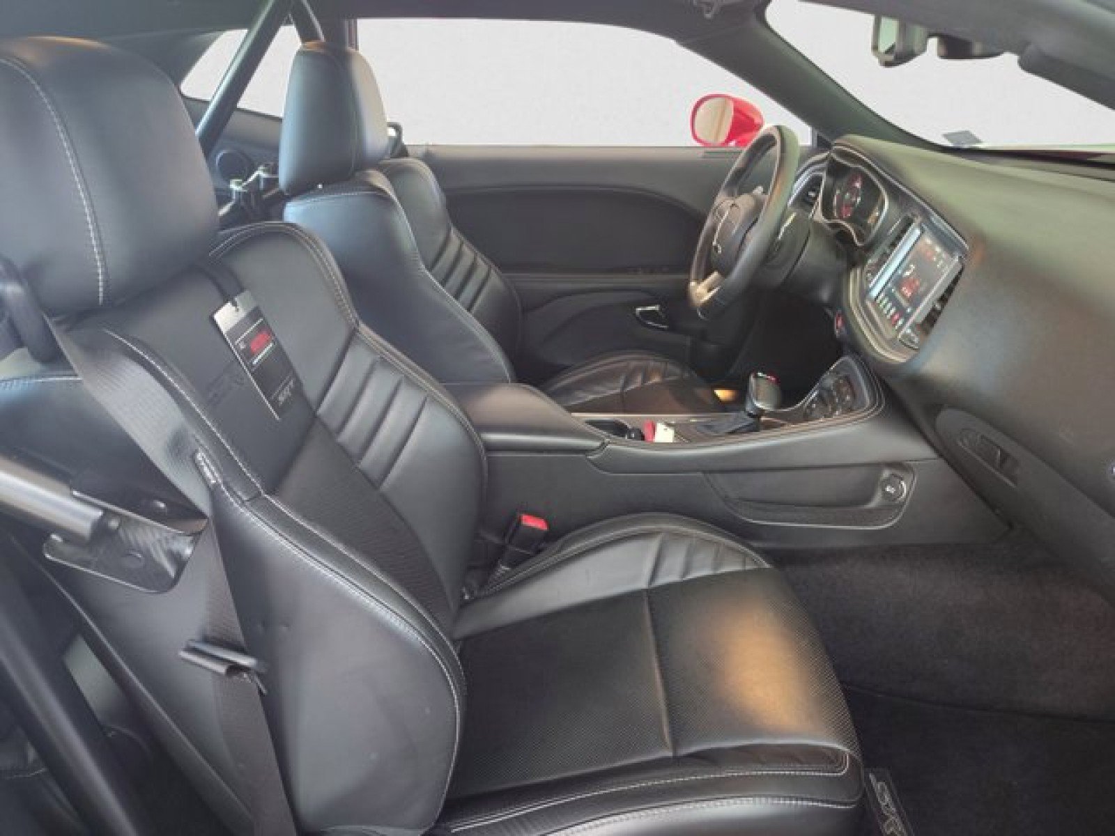 Used 2017 Dodge Challenger SRT Hellcat image 18