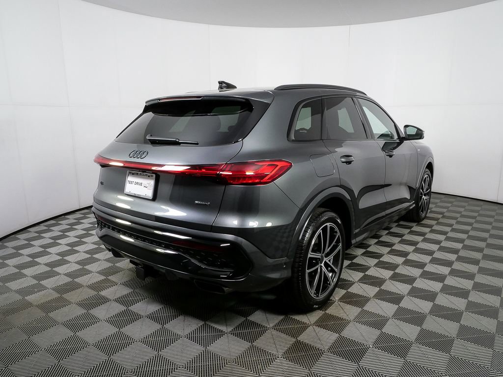 New 2026 Audi Q5 Prestige image 3