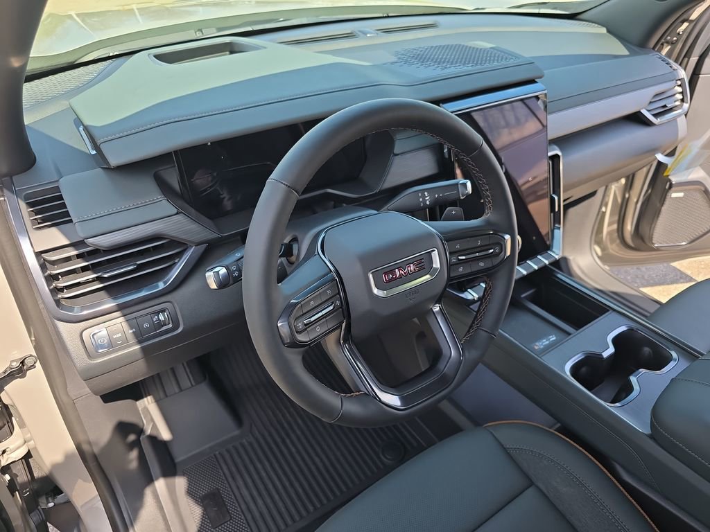 New 2026 GMC Acadia AT4 w/ Luxury Package AWD/4WD image 17