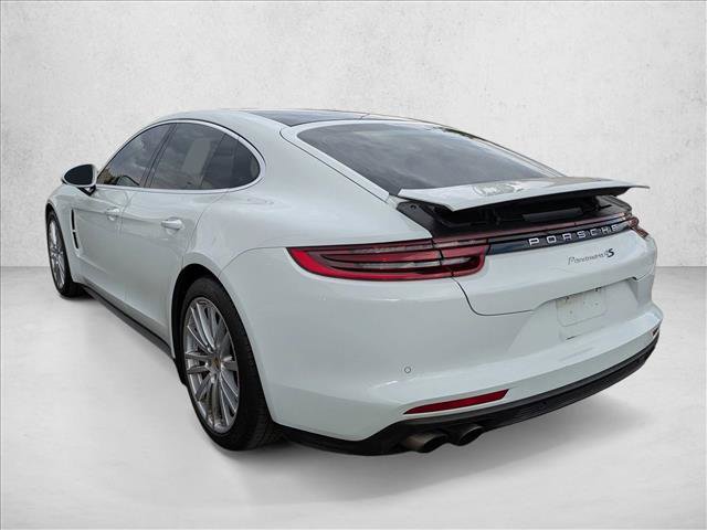 Used 2018 Porsche Panamera 4S image 8