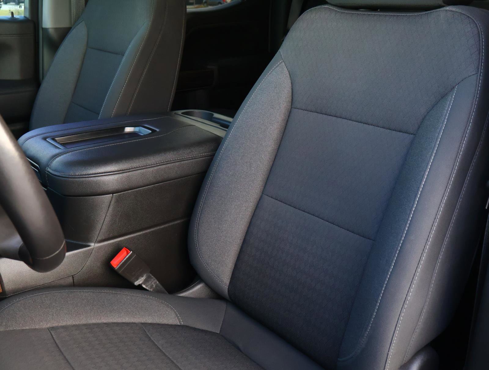 Used 2021 Chevrolet Silverado 1500 LT Trail Boss w/ LPO, Dark Essentials Package image 14