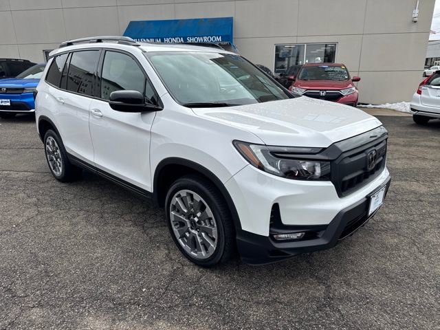 Used 2025 Honda Passport Black Edition image 23