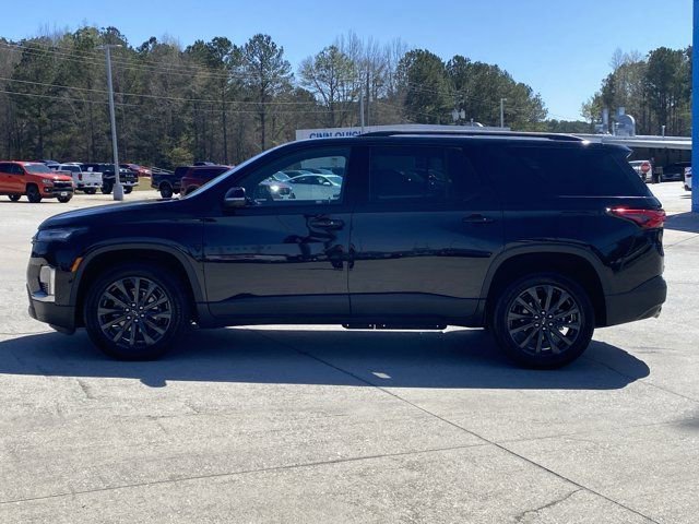 Used 2024 Chevrolet Traverse RS w/ LPO, Floor Liner Package image 2