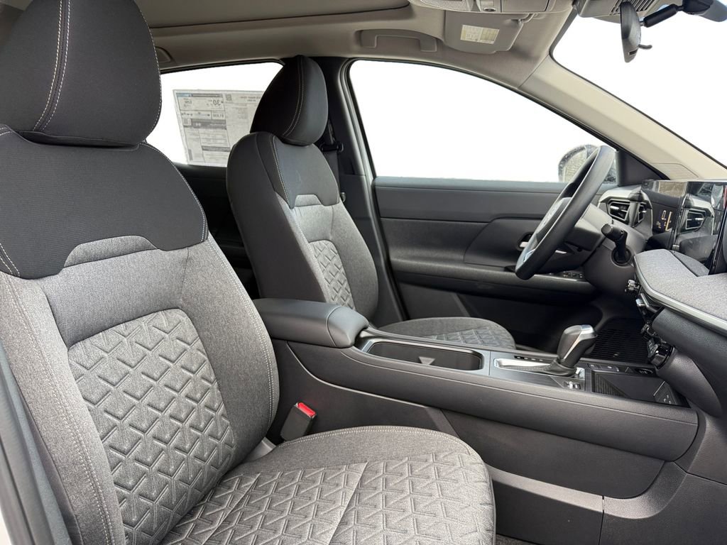 New 2026 Nissan Kicks SV w/ SV Premium Package image 15