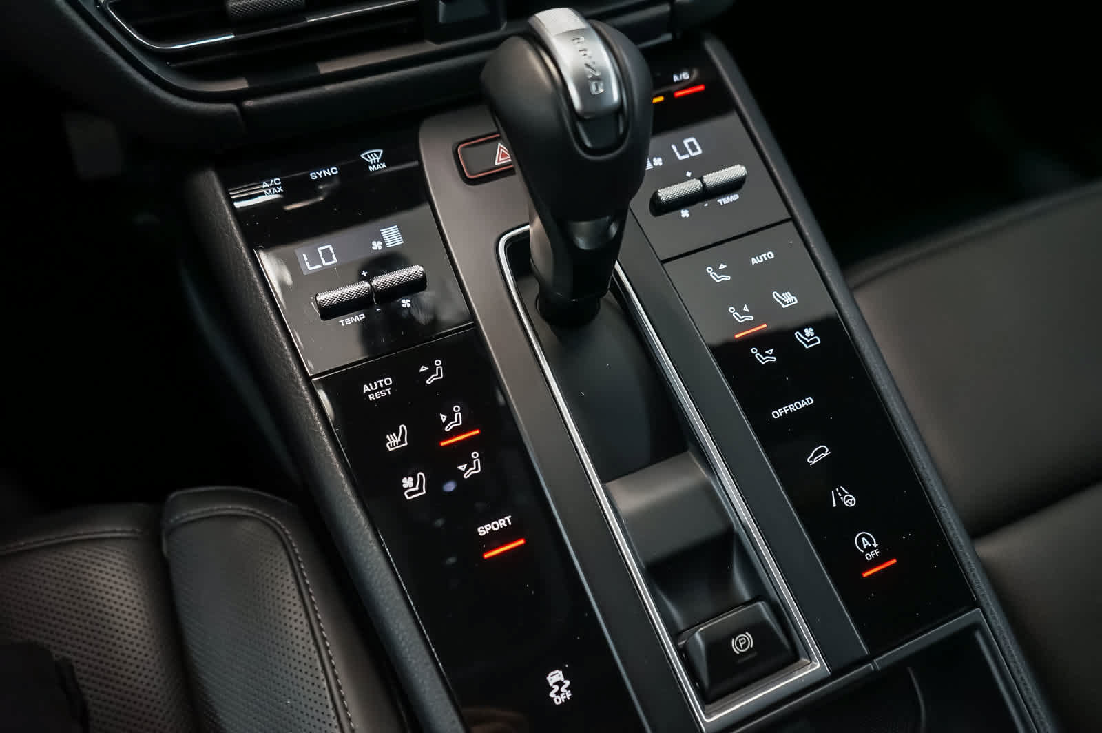 Certified 2026 Porsche Macan AWD/4WD image 20