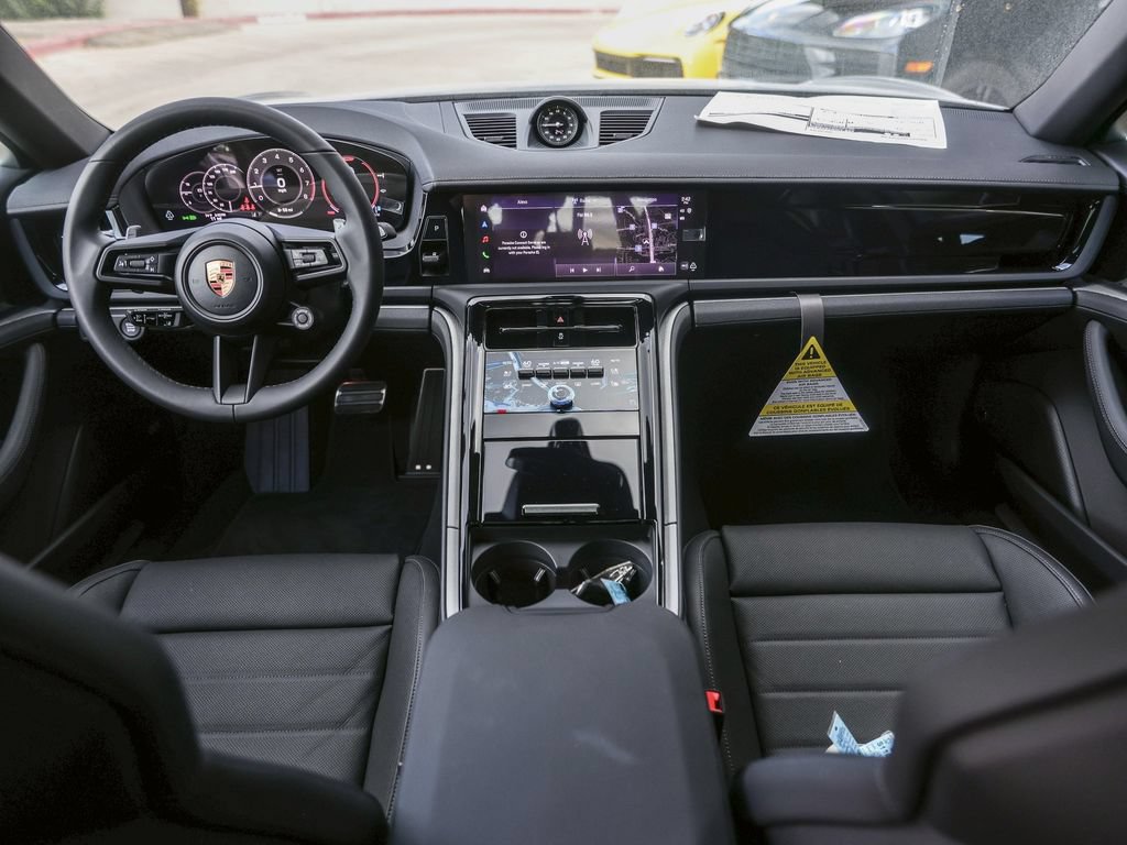 New 2026 Porsche Panamera RWD image 31