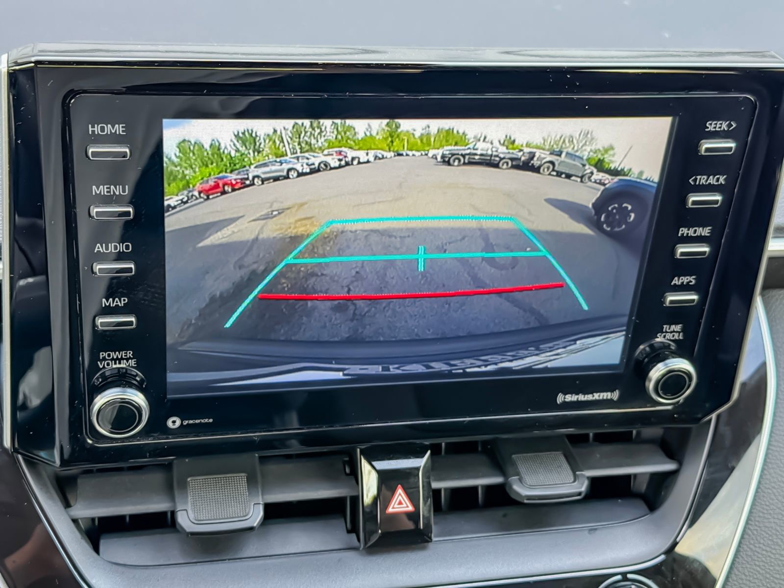 Used 2021 Toyota Corolla LE FWD image 17