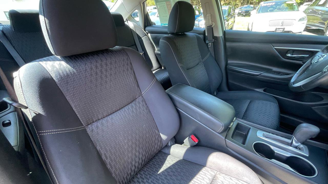 Used 2017 Nissan Altima 2.5 SV FWD image 29