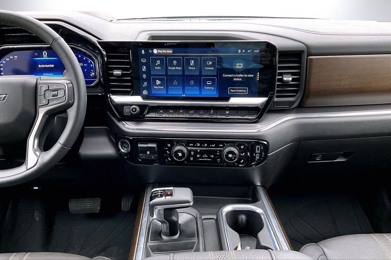 Used 2025 Chevrolet Silverado 1500 High Country w/ Midnight Edition image 12