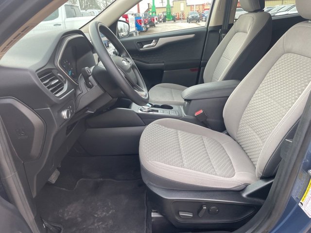 Used 2020 Ford Escape SE image 8