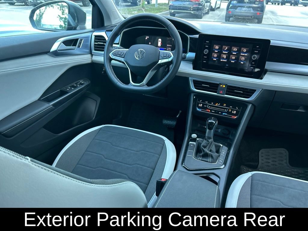 Used 2026 Volkswagen Taos SE FWD image 9