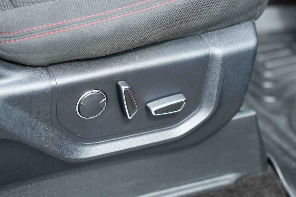 Used 2018 Ford F150 XLT w/ Equipment Group 302A Luxury image 17