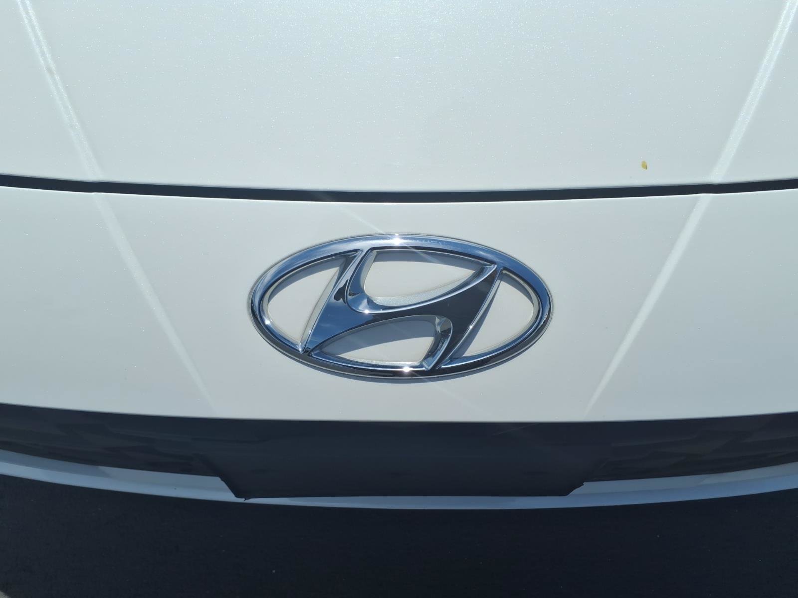 Certified 2022 Hyundai Elantra SEL w/ Preferred Accessory Package FWD image 12