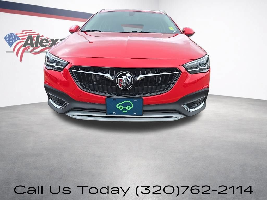 Used 2019 Buick Regal Preferred w/ Sights and Sounds Package AWD/4WD image 2