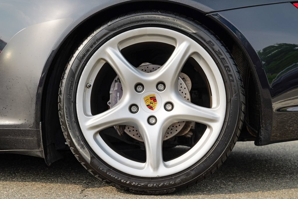 Used 2006 Porsche 911 Carrera RWD image 15