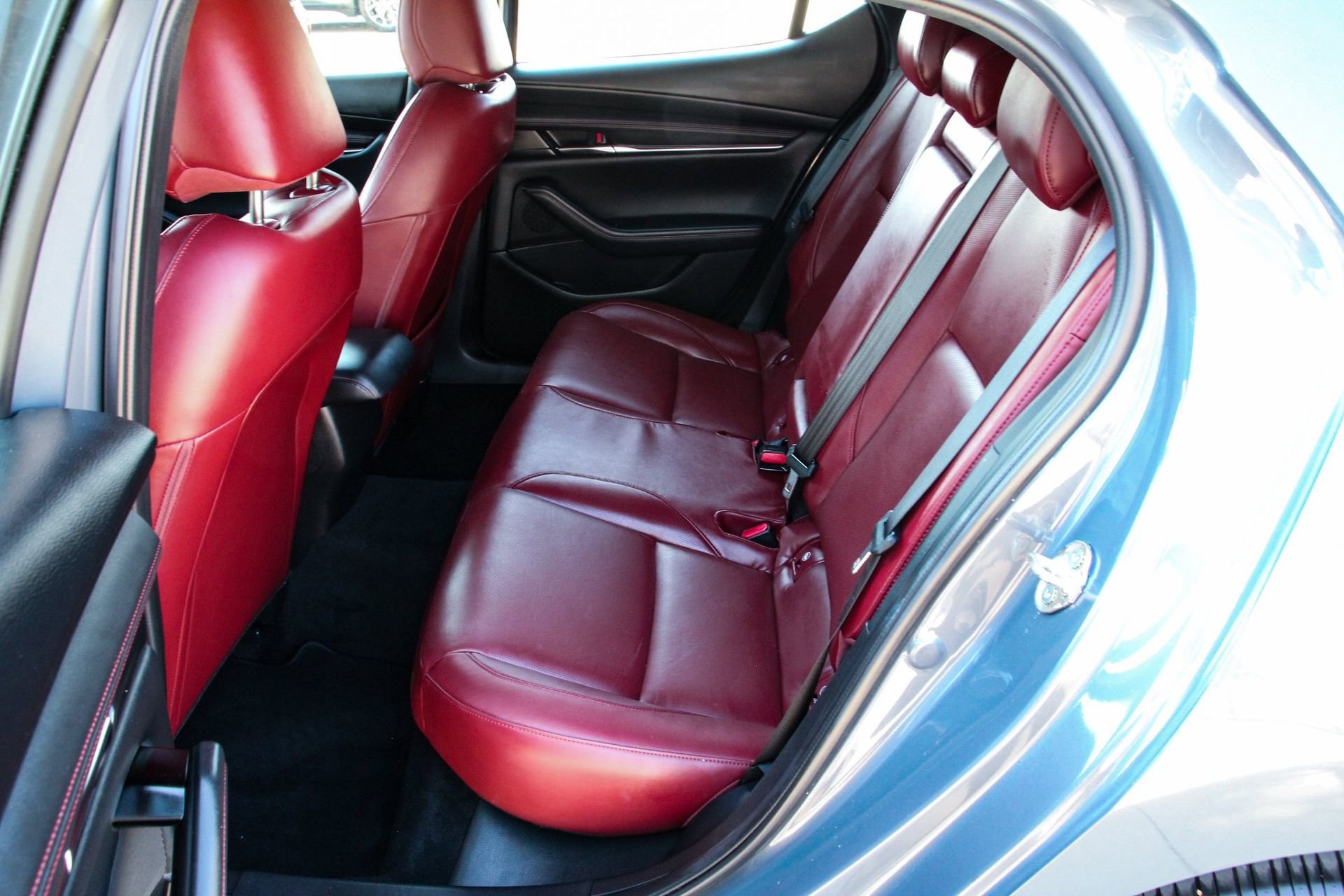 Used 2025 MAZDA MAZDA3 Carbon image 39