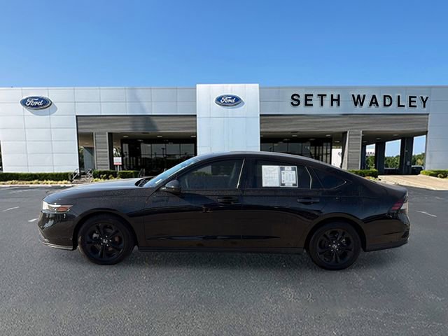 Used 2025 Honda Accord SE image 4