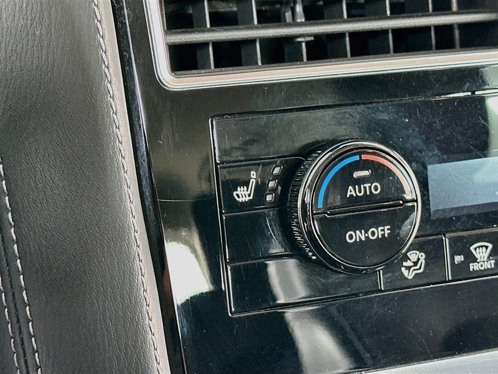 Used 2024 INFINITI QX80 Luxe AWD/4WD image 22