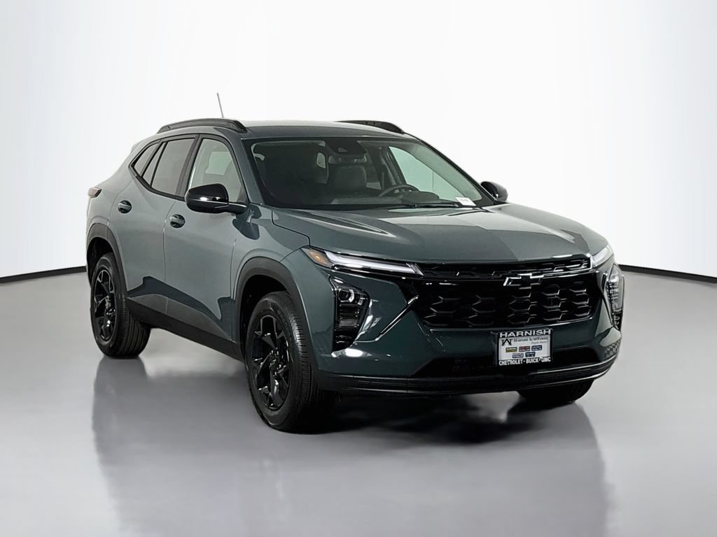 New 2026 Chevrolet Trax LT w/ Driver Confidence Package FWD image 1