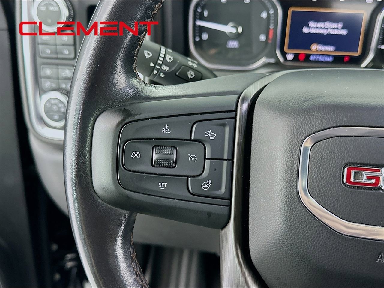 Used 2021 GMC Sierra 3500 AT4 w/ AT4 Premium Plus Package image 15