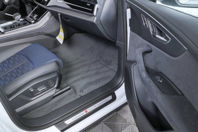 New 2026 Audi RS Q8 performance image 26