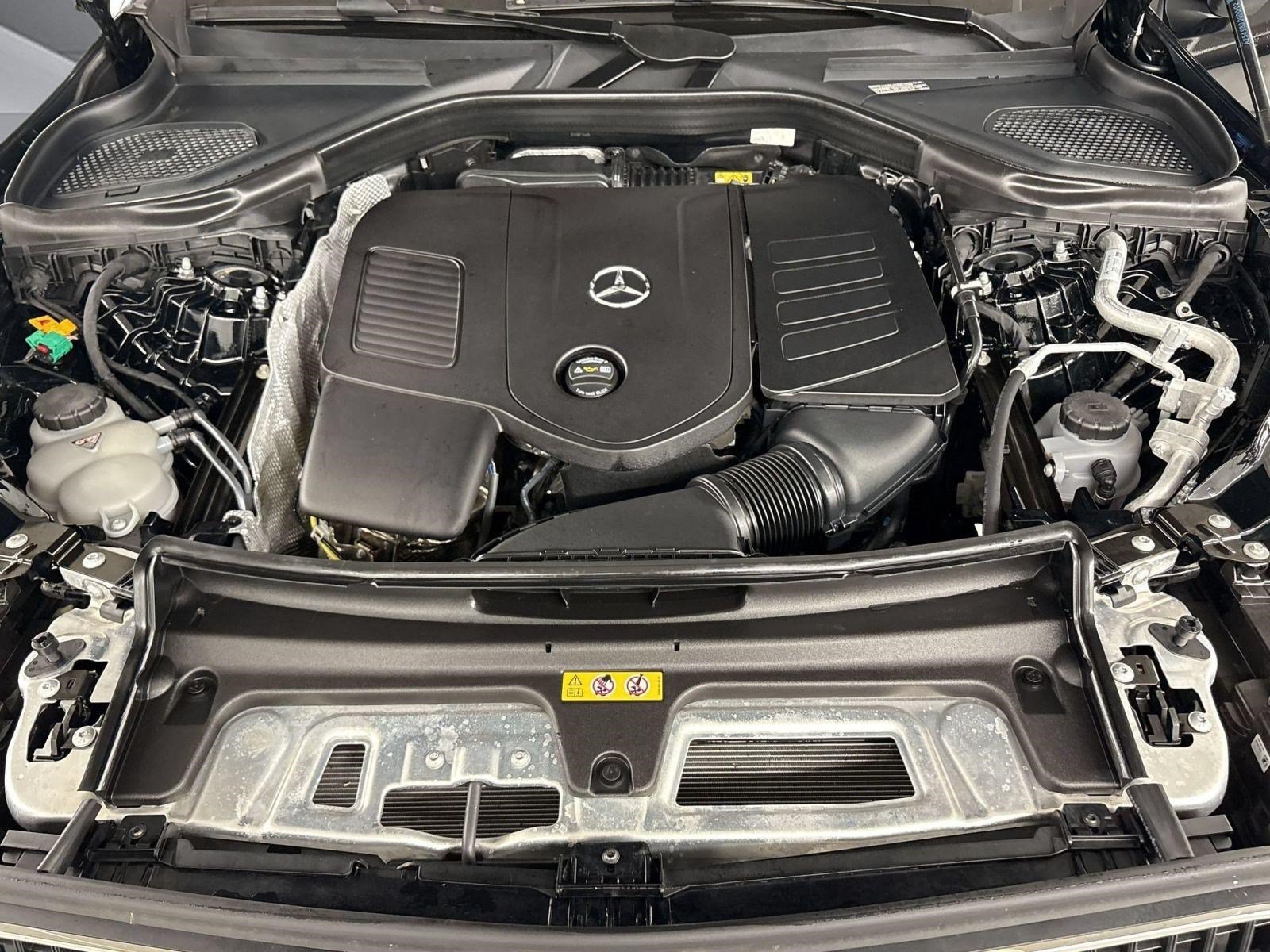 Certified 2025 Mercedes-Benz GLC 350e 4MATIC image 32
