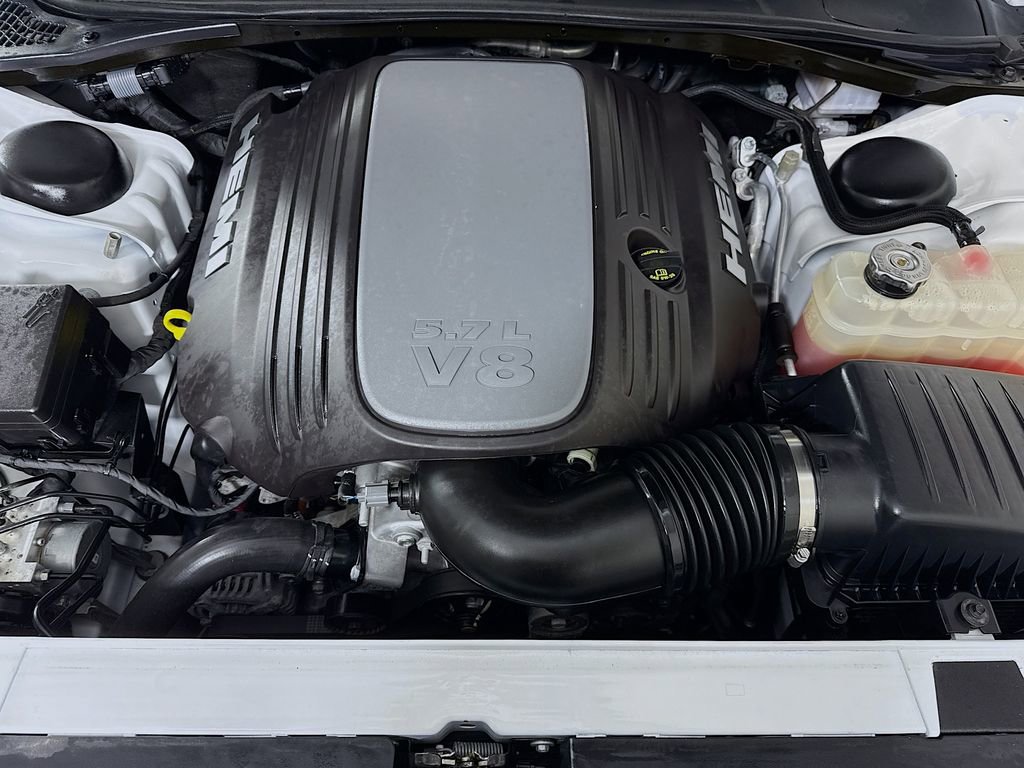 Used 2023 Dodge Challenger R/T w/ Plus Package image 35